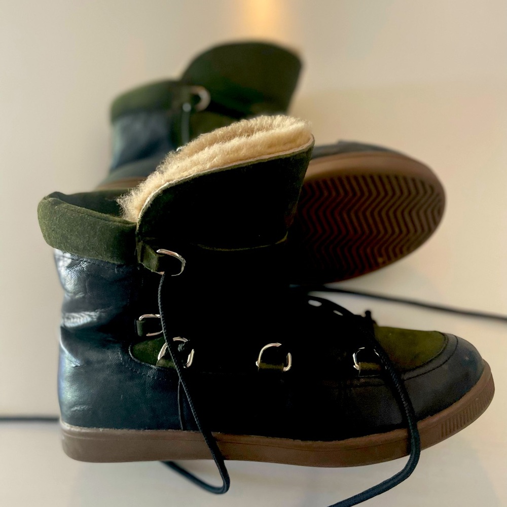 Renvy Kids Boots in Forest Green and Black